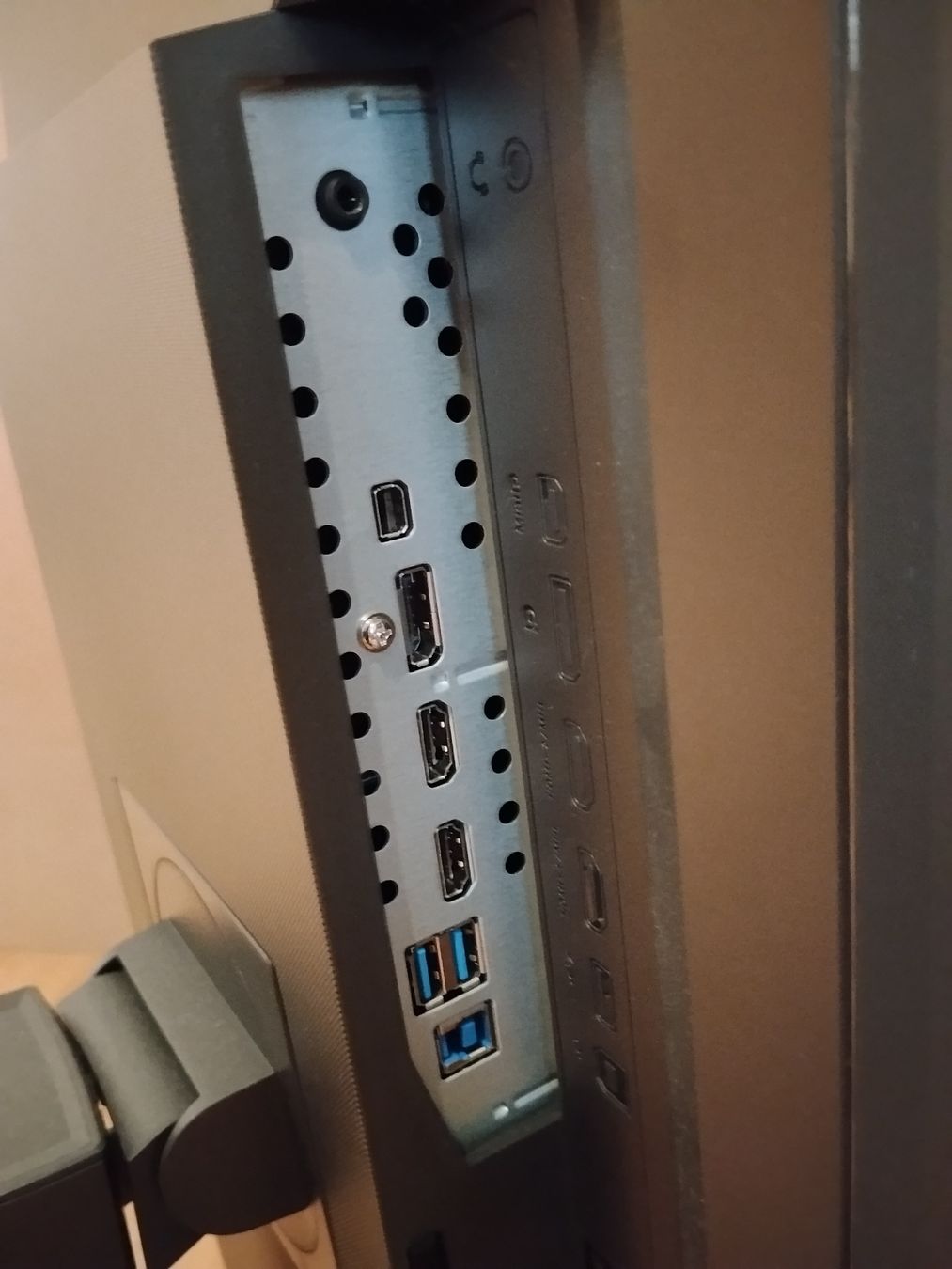 Asus Ecrans: Monitor Asus 27" – D'occasion à Frauenfeld par MG98 2