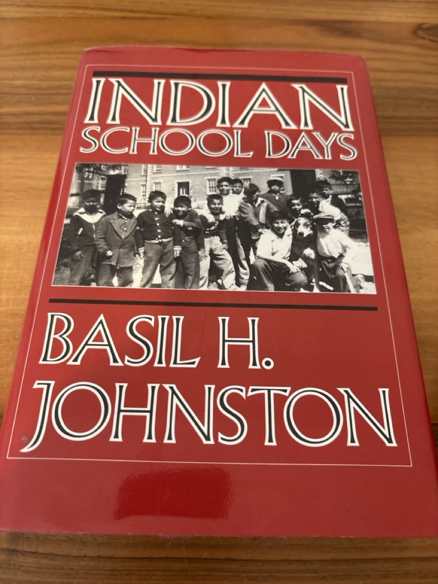 Libri: Indian School Days Buch Basil H. Johnston – Usato da st.gallen venduto da Garagen_Verkauf