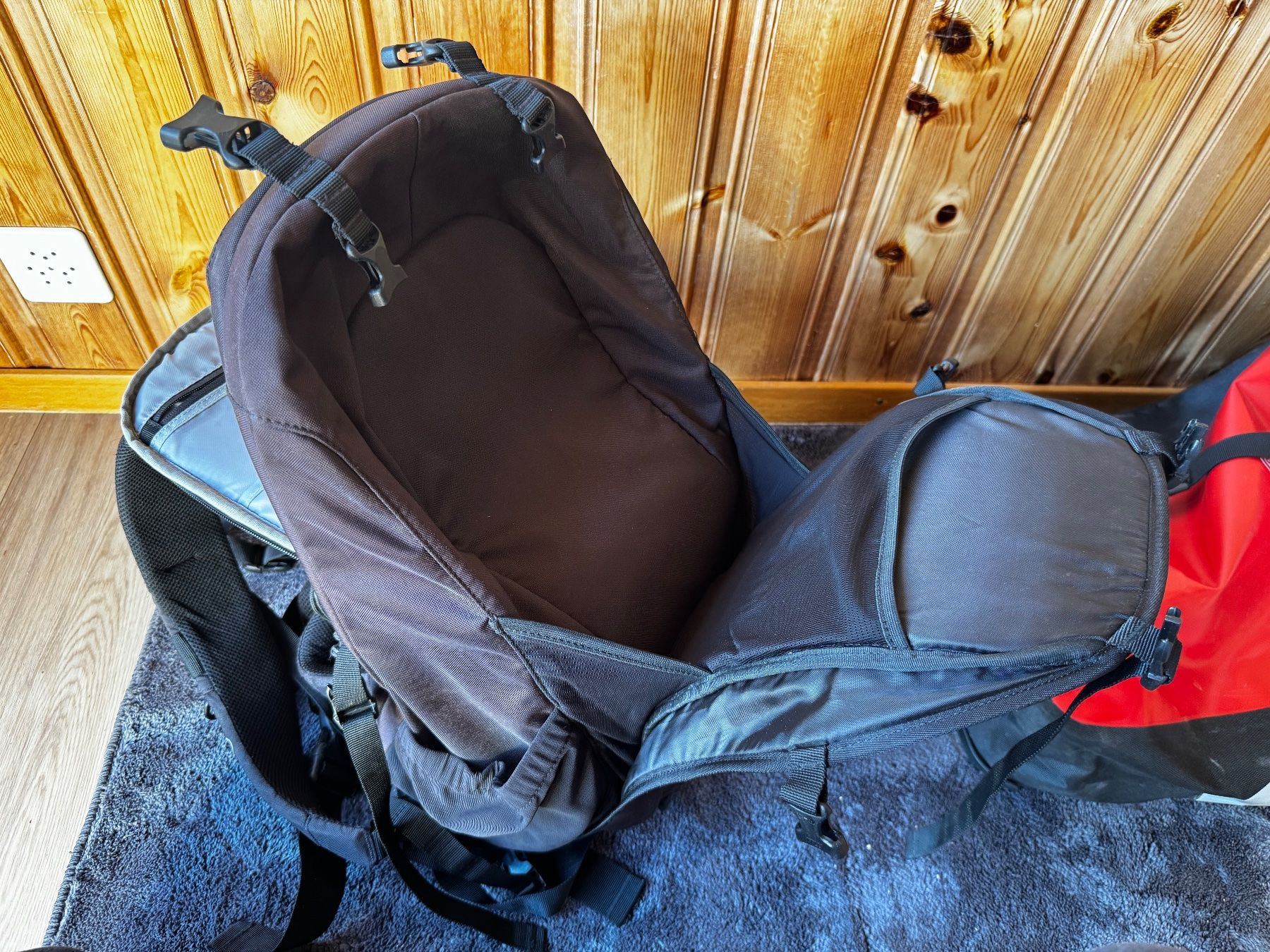 Lowepro Zaini: Lowepro sac à dos photo – Usato da Ovronnaz venduto da Etagne68 2