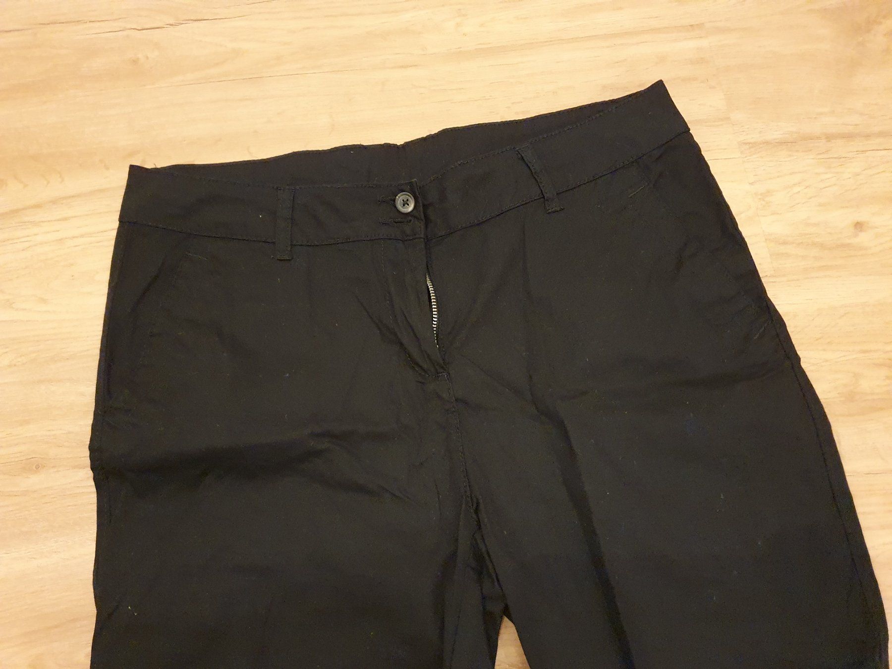 Pantaloni: Dünne 3/4 Sommerhose Gr. 40 in schwarz – Nuovo (secondo la descrizione) da Heinrichswil venduto da sabi2809 2