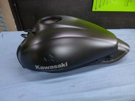 Kawasaki Vulcan S / 2022 Benzintank