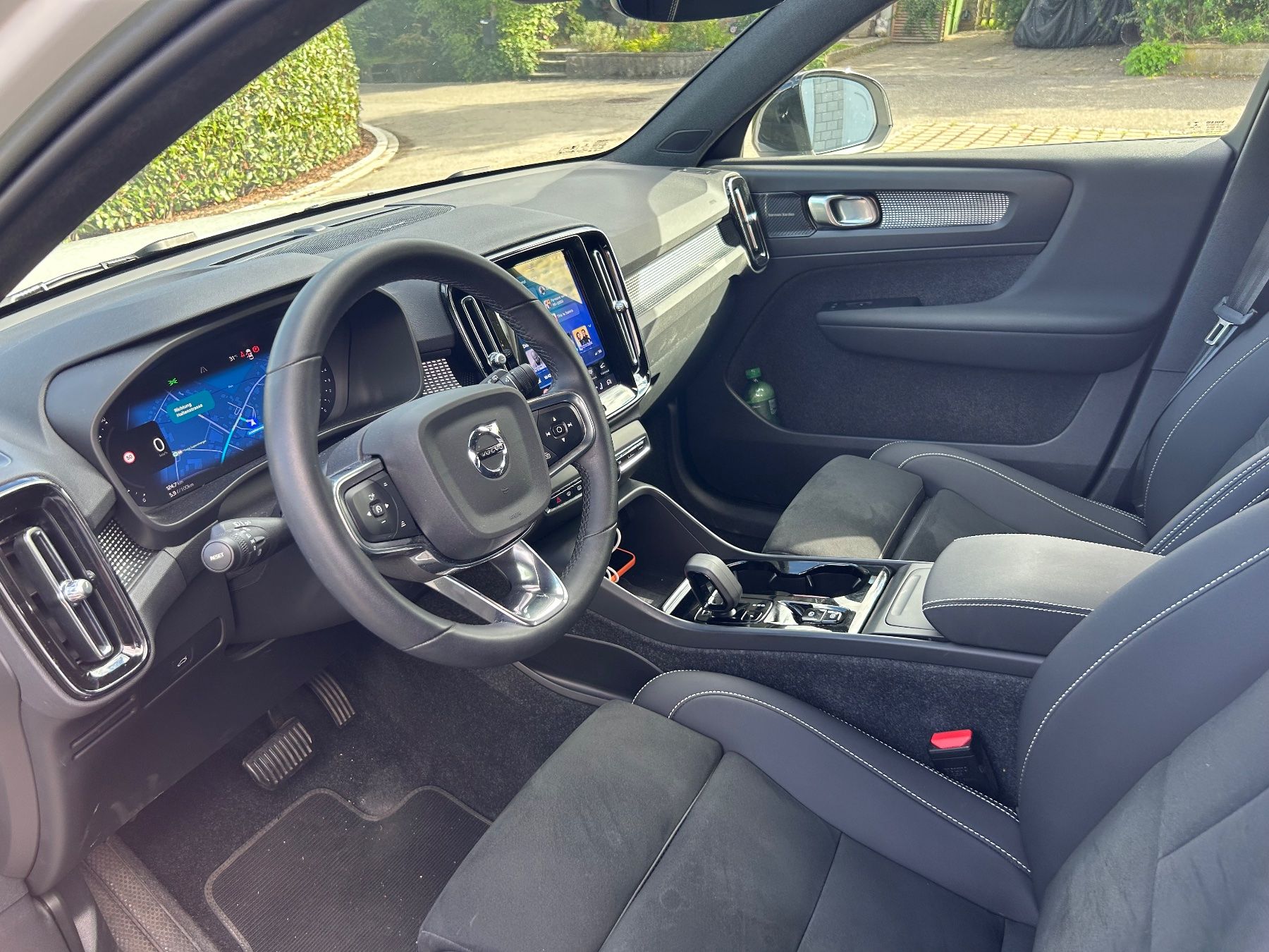 Volvo Automobili: Volvo XC40 B3 Plus Bright – Usato da Kriegstetten venduto da lat_j8gy 5