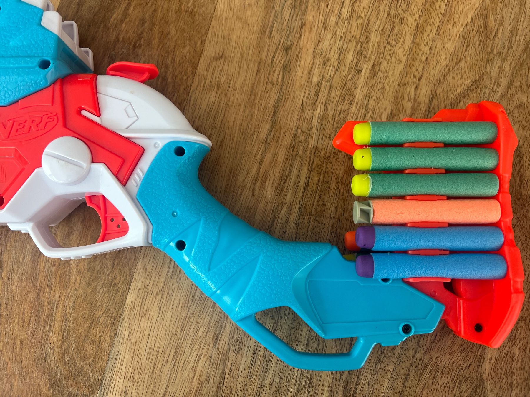 Nerf Giocattoli: Ab 1.-! NERF Dino Squad Tricerablast, 50cm – Usato da Lufingen venduto da bombolulu 3