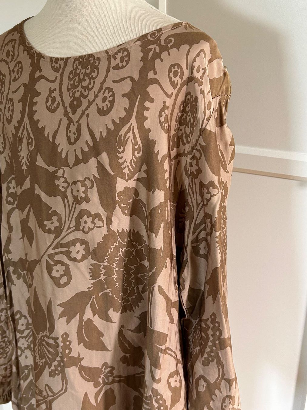 Vestiti: Midi-/Maxikleid Antonello Serio – Usato da Luzern venduto da lou4444 1