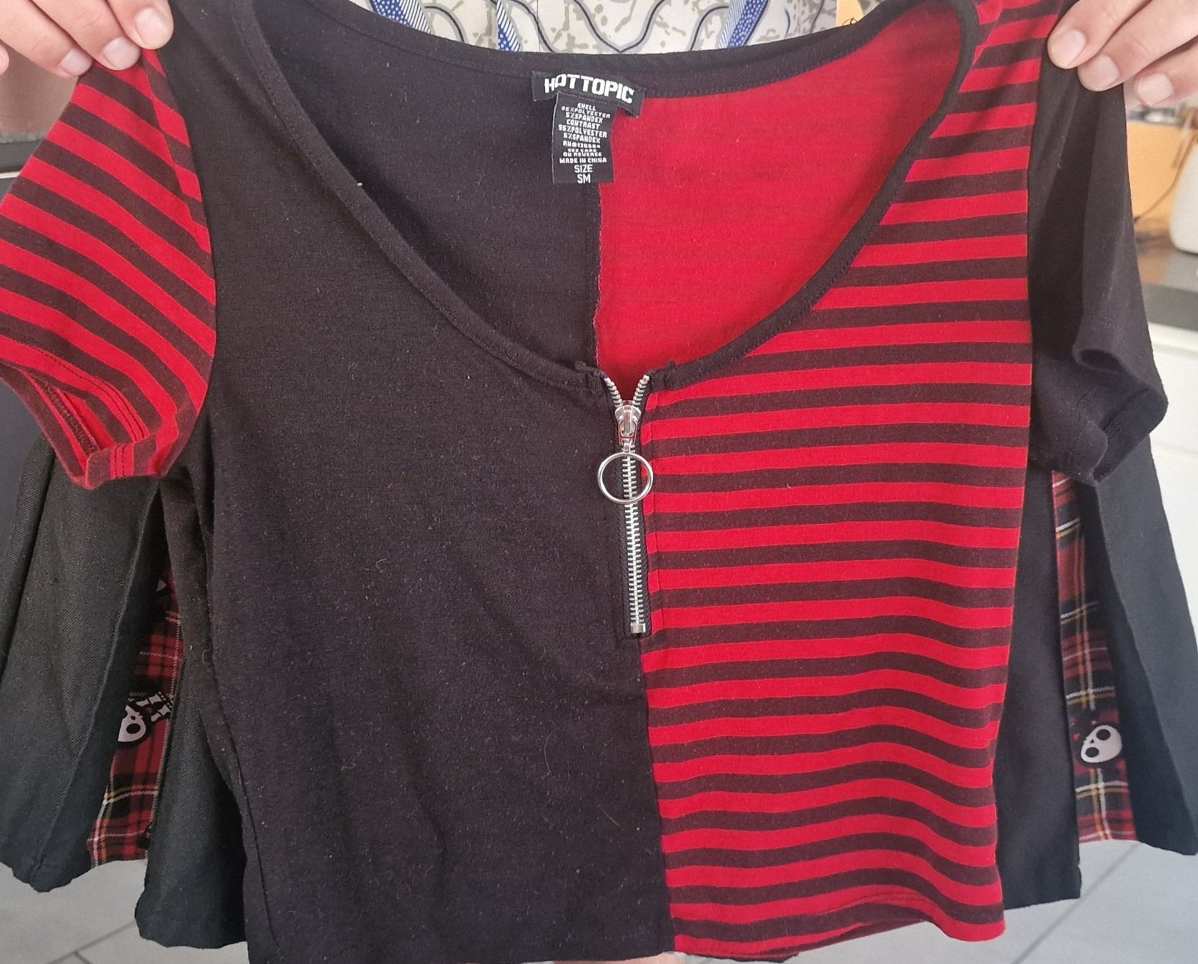 Gonne: gothic style - Bluse and Jupe – Usato da Oberweningen venduto da LT8165