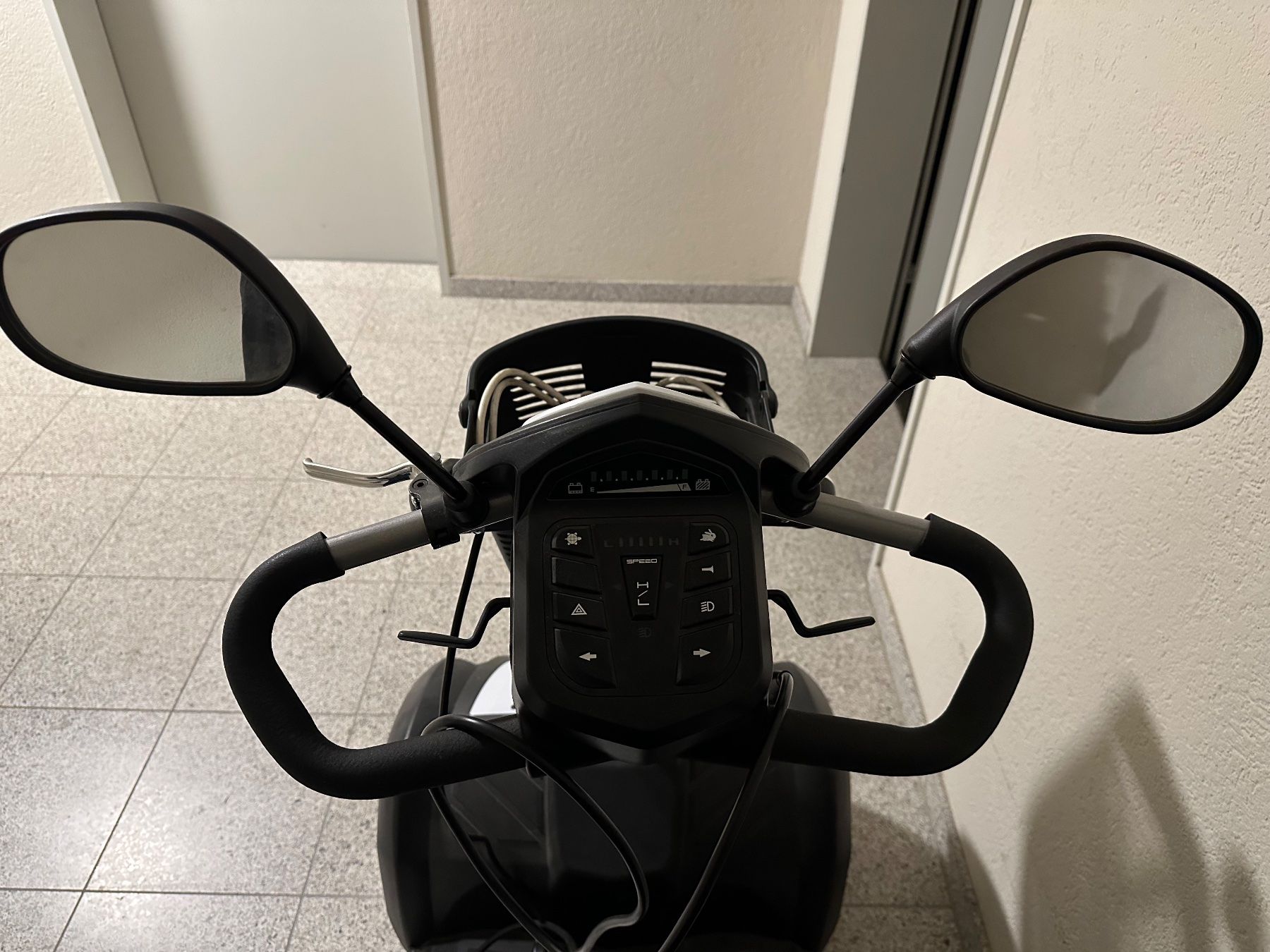 Veicoli elettrici: Elektromobil Xenata S – Usato da Seon venduto da Tanobeh 4
