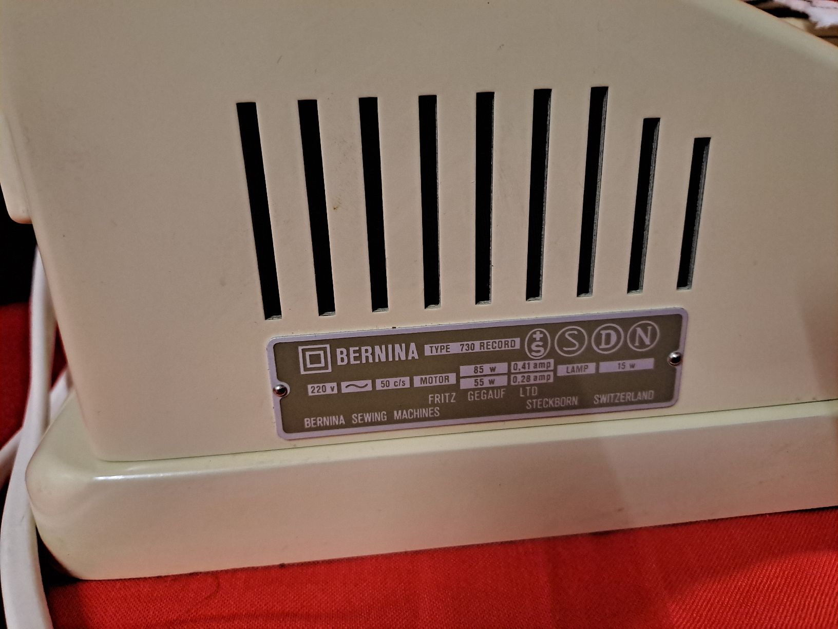 Bernina Macchine da cucire: Bernina 730 record – Usato da Belp venduto da amalija 4