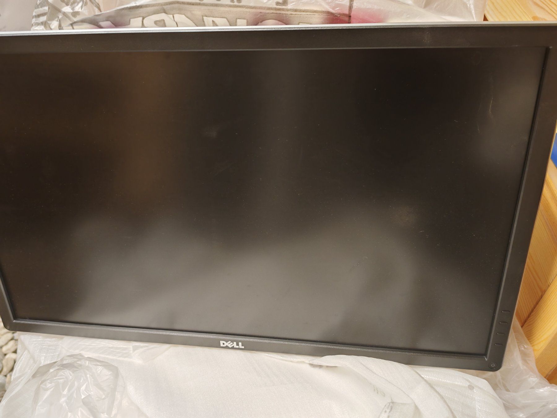 Dell Monitor: dell p2714hc – Usato da Ardon venduto da airbei