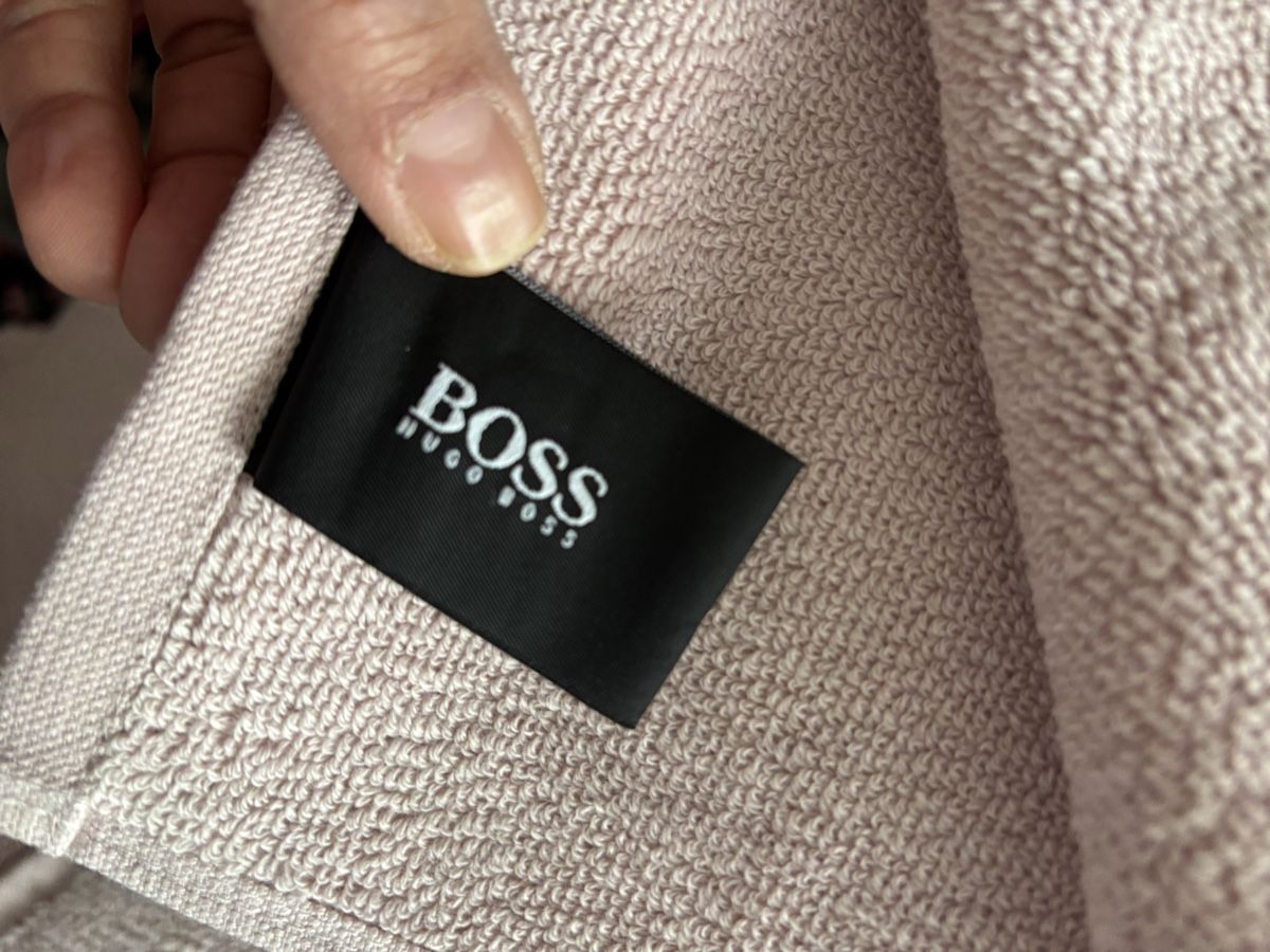 Hugo Boss Teli da bagno: Hugo Boss Bath Towel Set – Nuovo (secondo la descrizione) da Berneck venduto da mlb_ch99 7