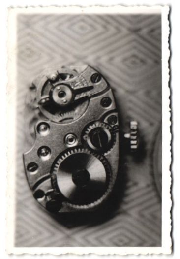 Fotografie &  Plakate: Fotografie Mechanisches Uhrwerk einer Ar – Gebraucht aus Berlin von bartko-reher