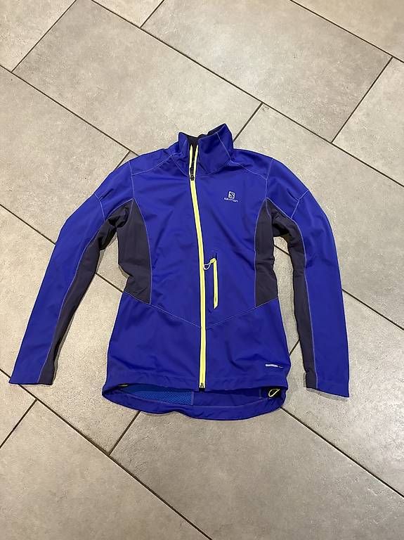 Jacken: Salomon Jacke Grösse S – Gebraucht aus Uttigen von extreme08