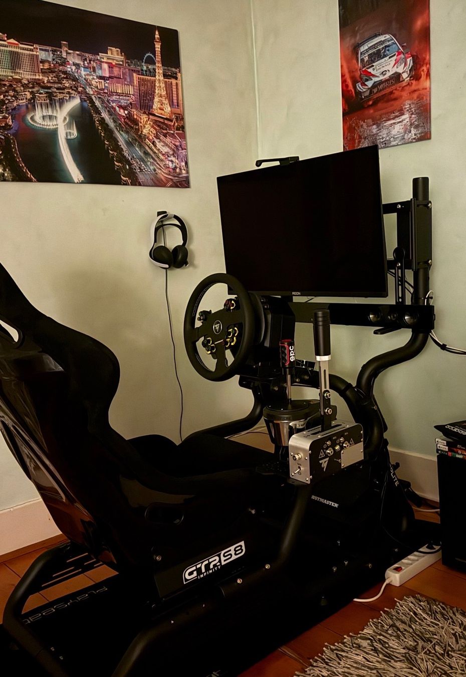 Thrustmaster Manettes: Kit simulation de course ( sim racing PS5/Pc ) – Neuf (Voir description) à Allaman par giu_52q9