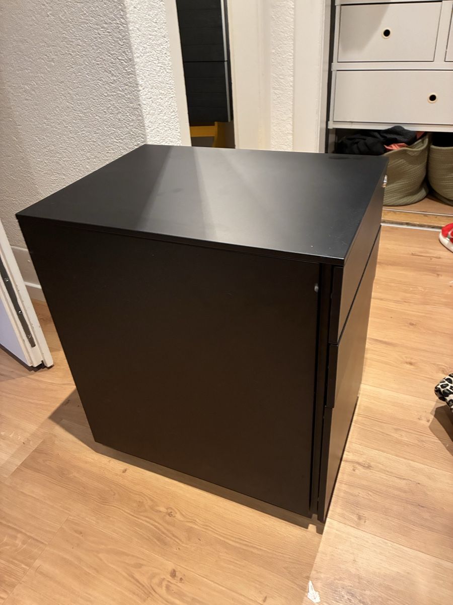 Banconi: Songmics Rollcontainer schwarz 3 Schubladen – Usato da Schaffhausen venduto da Sepelino 1
