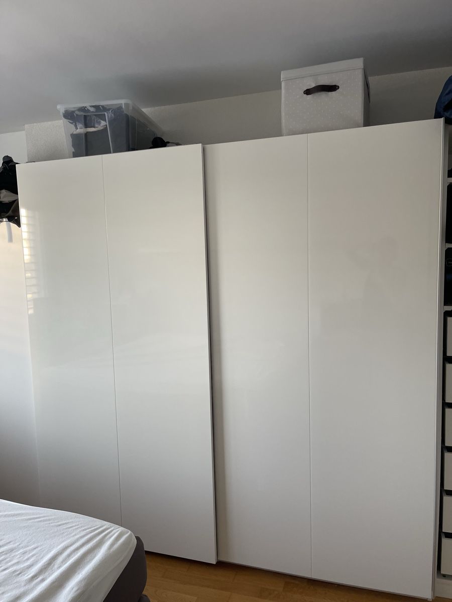 Ikea Porte: IKEA Pax mit Schiebetüre – Usato da Bazenheid venduto da tab_w525