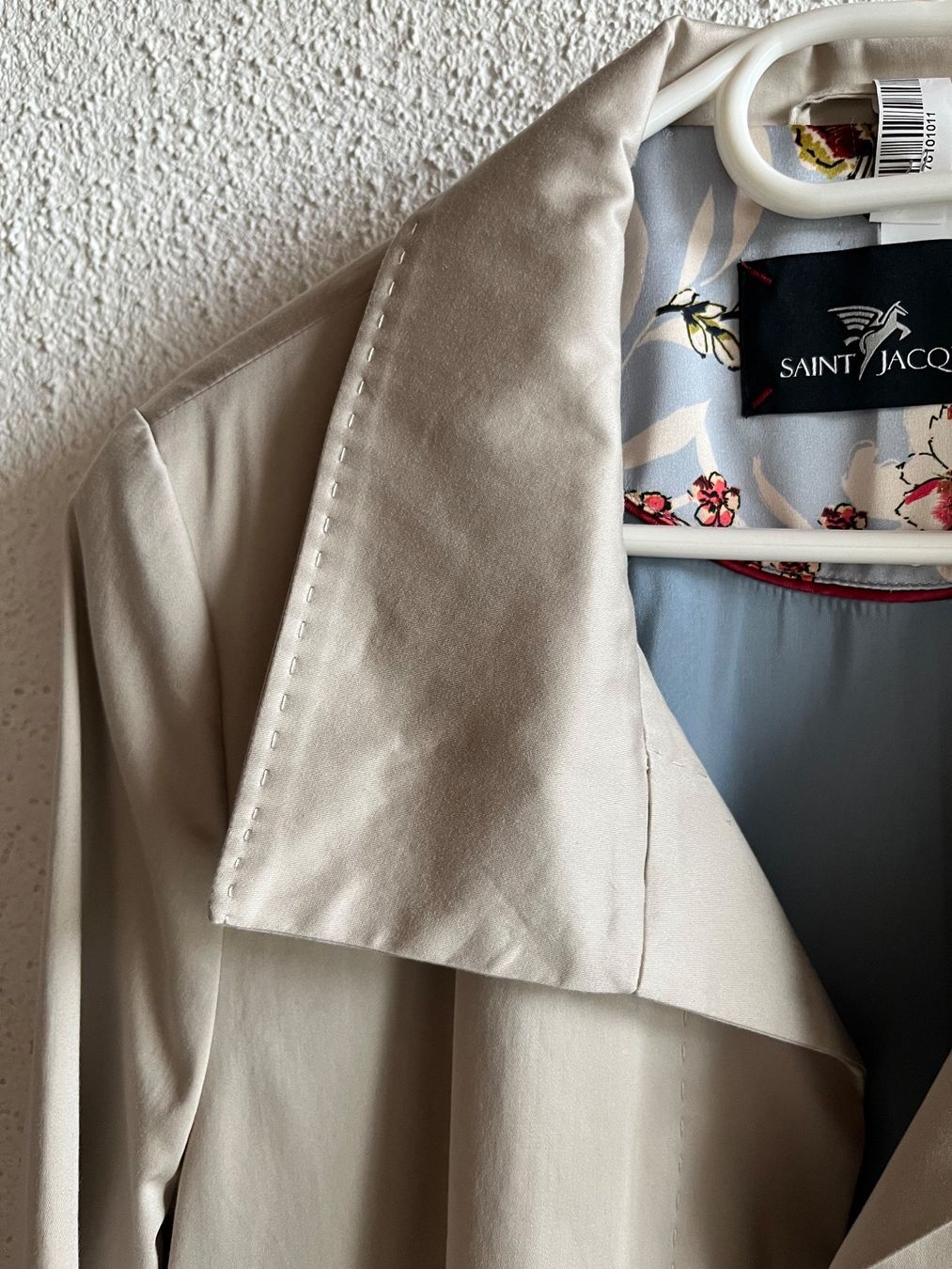 Cappotti: Beiger Mantel - Saint Jacques – Usato da Jonschwil venduto da juliana_pluess 3