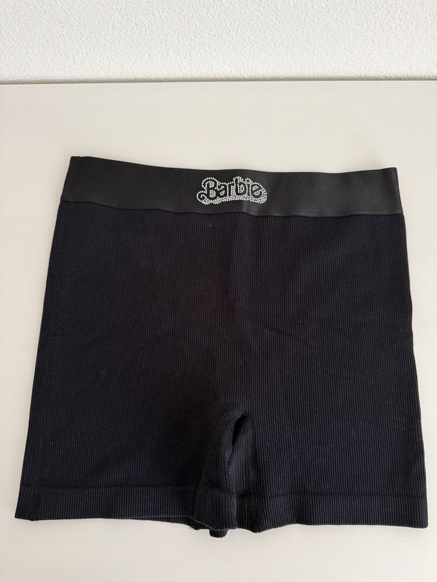 Hosen: Barbie Shorts schwarz Grösse 38 – Gebraucht aus Giswil von Ody2