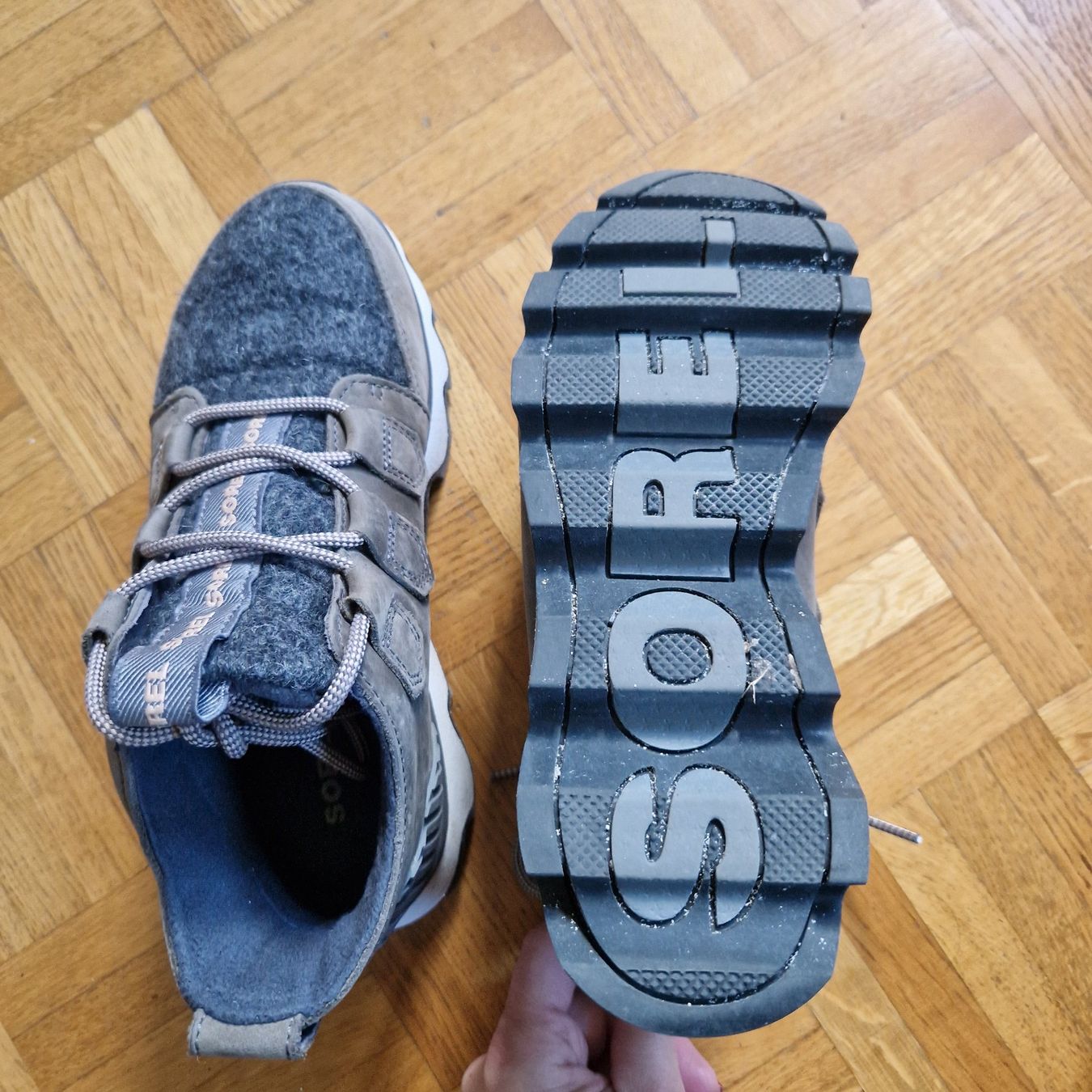Sorel Scarpe da donna: Sorel Kinetic Caribou 35.5-36 – Usato da Onex venduto da AF. 2