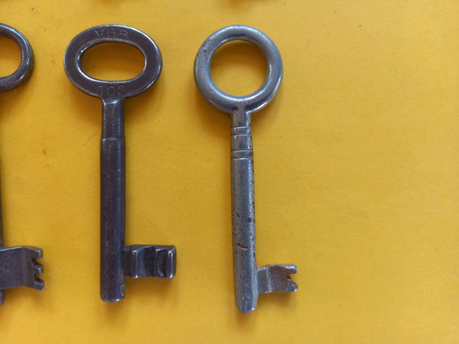Chiavi: Lot de 10 diverses anciennes clefs – Usato da Rossens FR venduto da Souris1 4