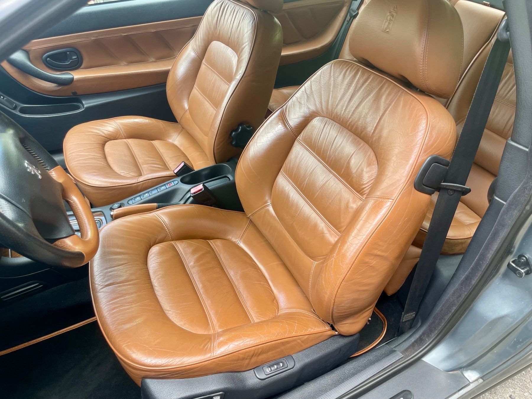 Peugeot Automobili: Peugeot 406 Coupé  settant'anni – Usato da Belp venduto da Detailfreak 7