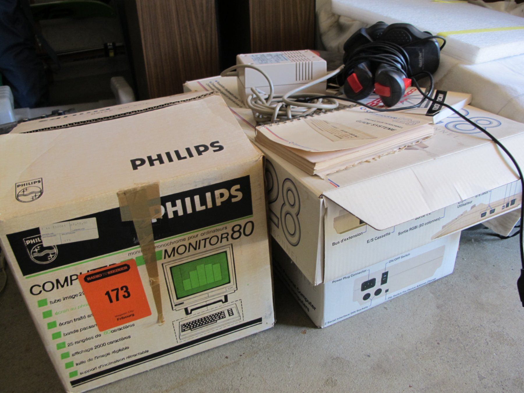 Commodore PCs: A vendre PC Commodore 128 – Gebraucht aus Ependes von Bernol 5