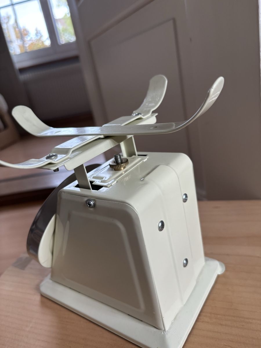 Waagen und Gewichte: Vintage Kitchen Scale – Gebraucht aus Bern von wisemagpie 2