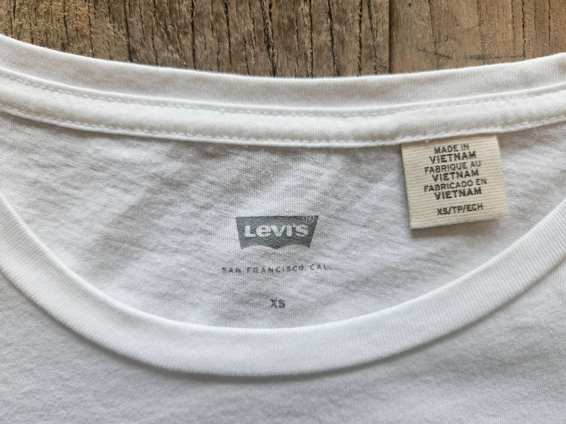 Levi's T-shirt: Levi's T-Shirt XS – Usato da Luzern venduto da schuhparadies159 3