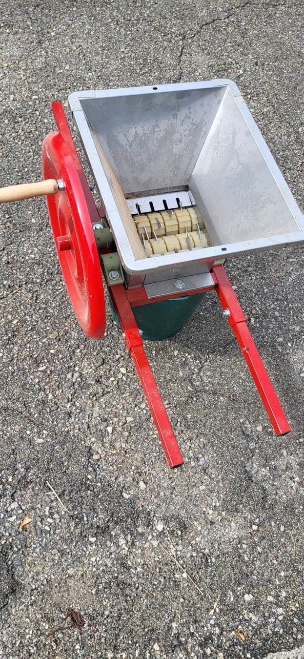 Trinciatrici: Obstmühle/Hachoir à fruit – Usato da Nods venduto da ASN58 1