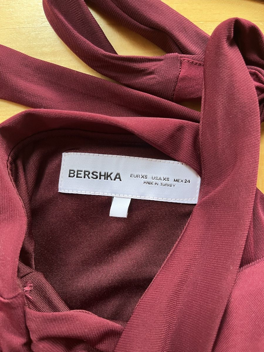 Bershka Vestiti: Robe Bershka  – Nuovo (secondo la descrizione) da Muraz-Collombey venduto da Cabre01 1