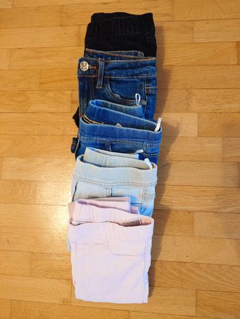 5er Set Mädchen Hosen verschiedene Farben, Grösse 110