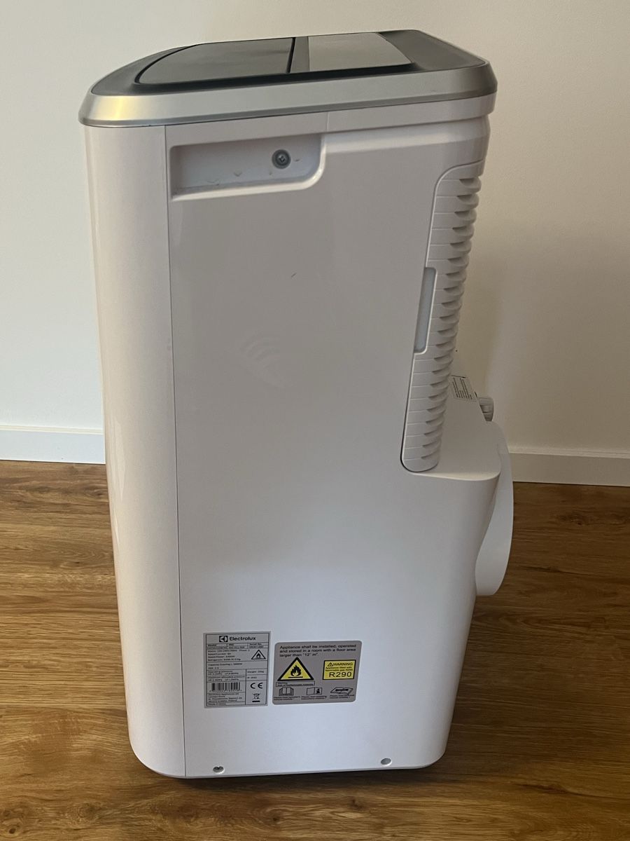 Electrolux Condizionatori: Electrolux Chillflex Pro 12000 BTU – Usato da Rickenbach b. Wil venduto da chiefbananaofficer 3
