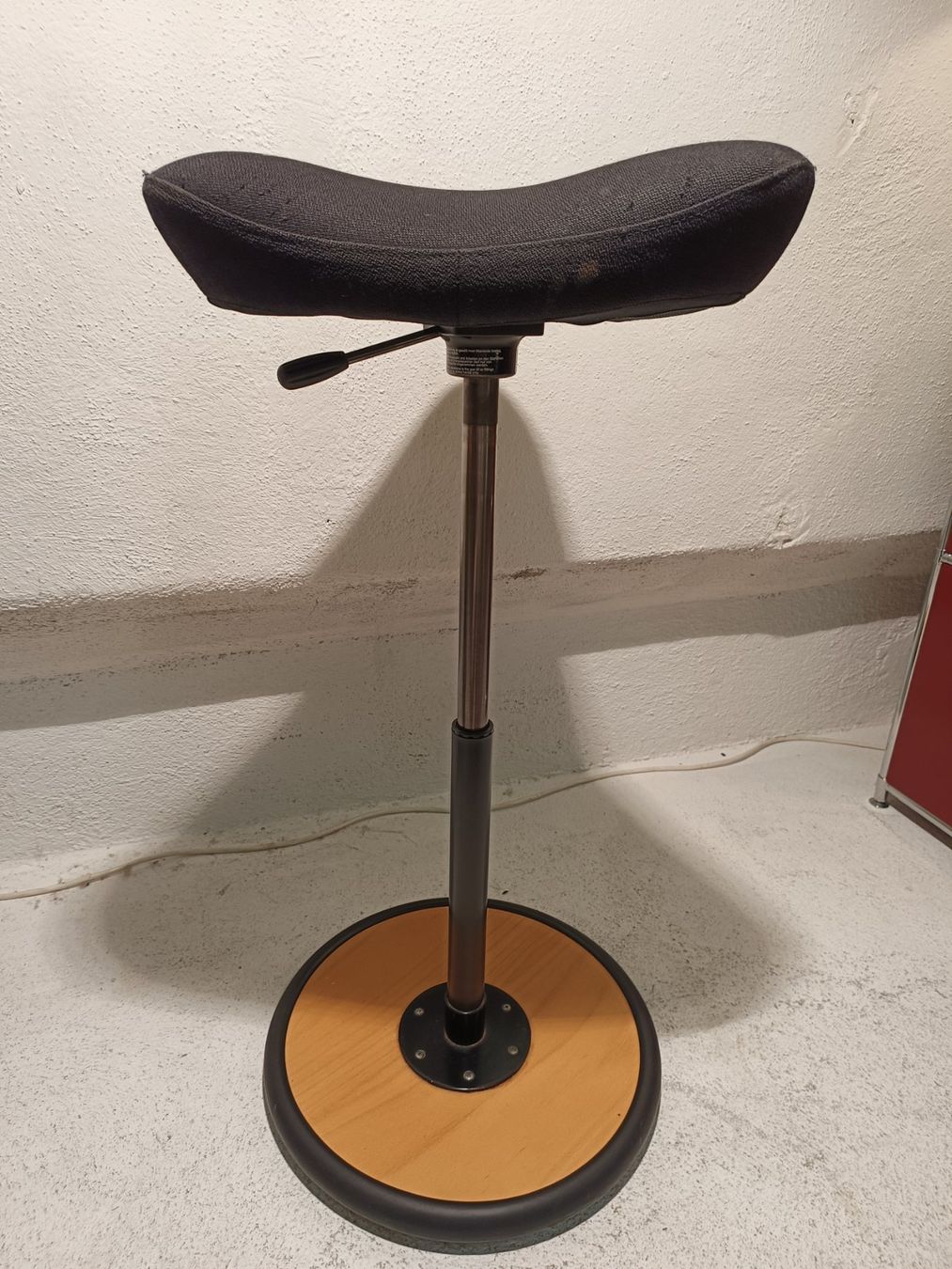 Stokke Sgabelli: stokke Varier move hocker schwarz – Usato da Winterthur venduto da style-and-design.zrh 7