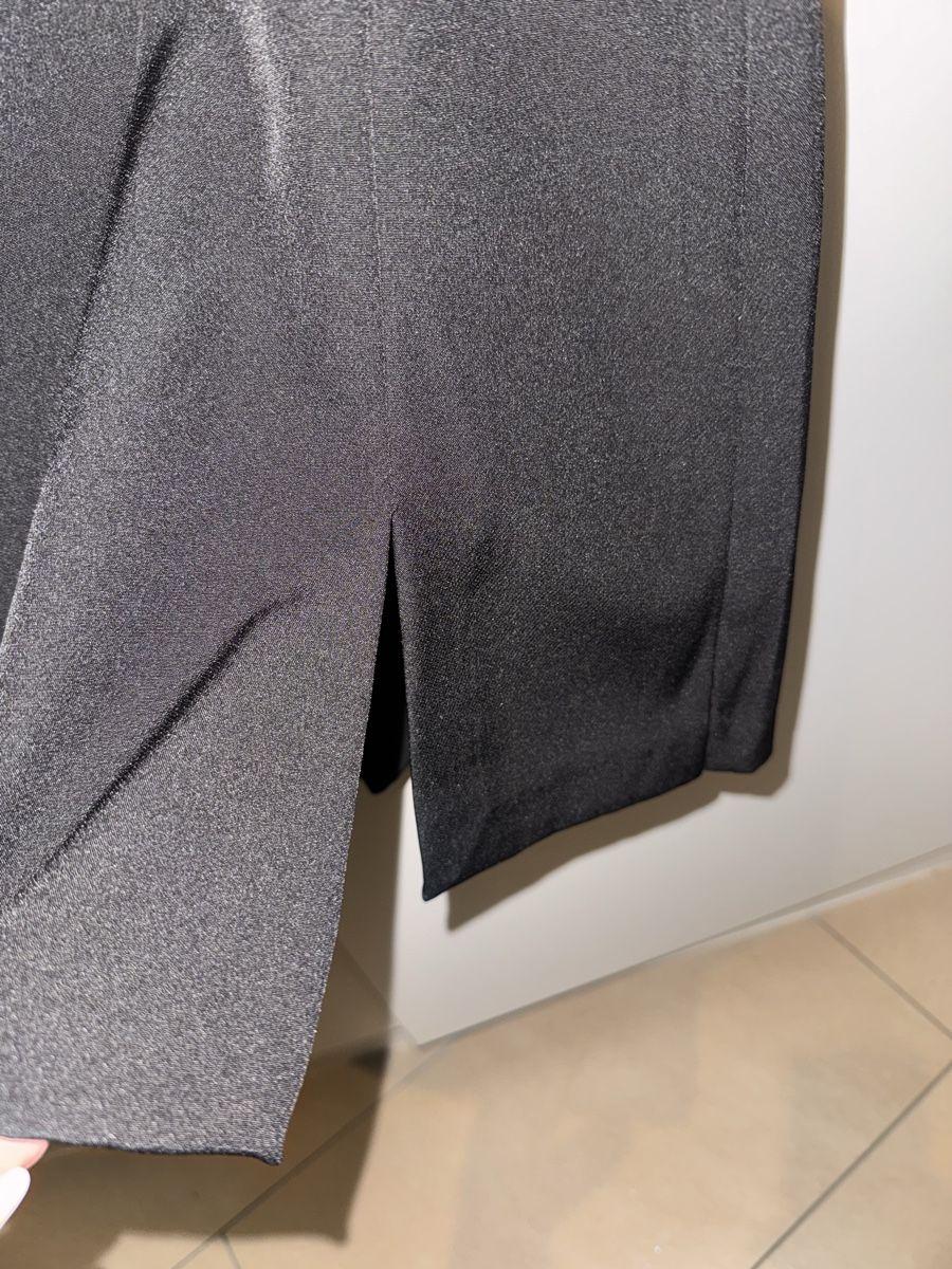 Gonne: Short jupe-culotte noir  – Nuovo e nell'imballaggio originale da Renens VD venduto da Fleurg10 1