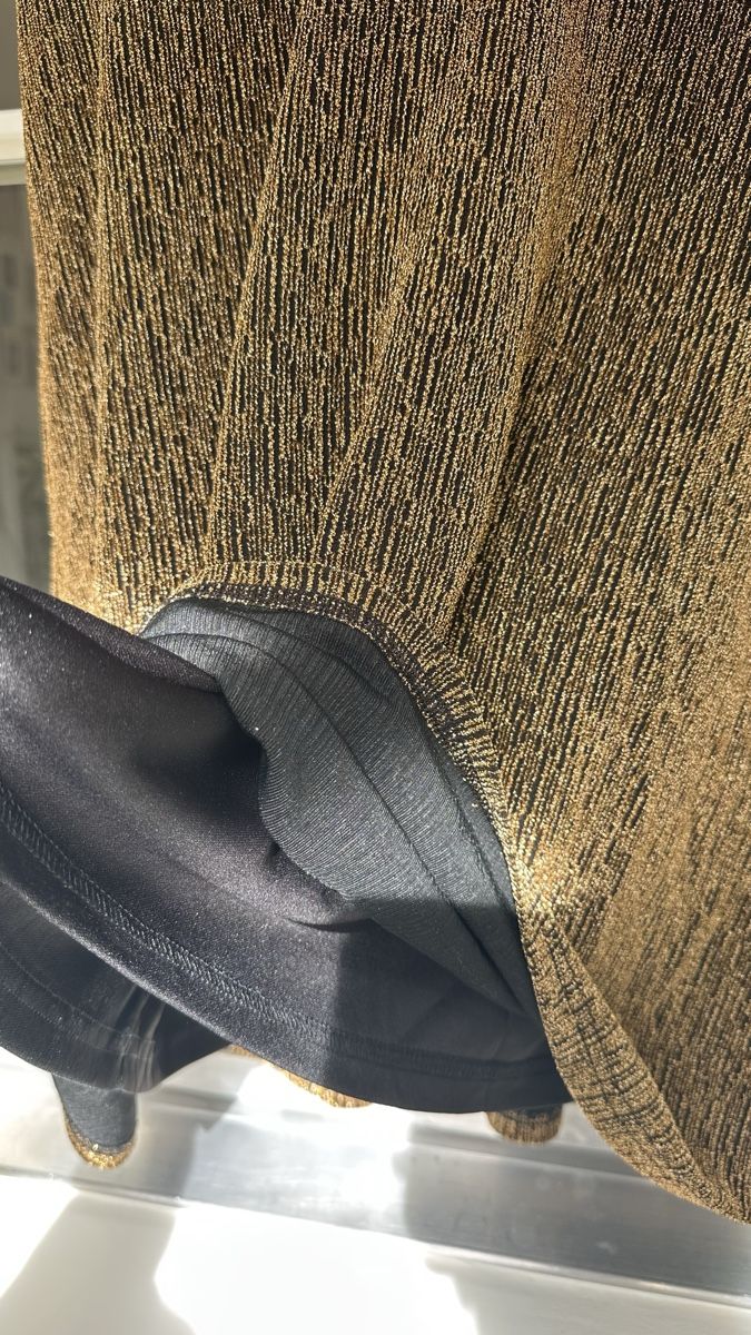 Vestiti: Kleid in Gold  – Nuovo (secondo la descrizione) da Ennetbaden venduto da Lisa81 5