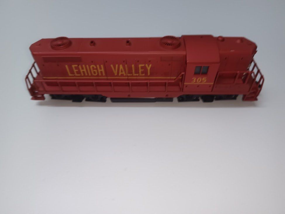 Modellini di ferrovie: SANTA  FE NR. 42005 – Usato da Amlikon-Bissegg venduto da Bienenlok 3