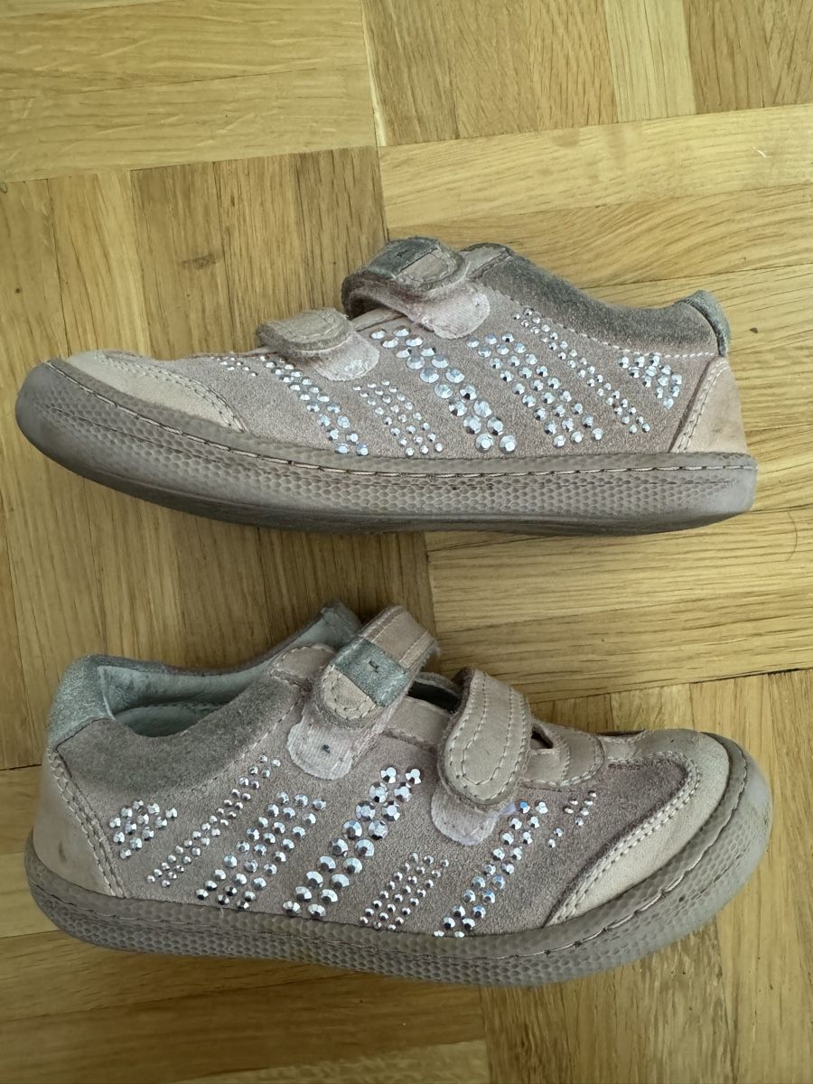 Primigi Schuhe für Mädchen: Kinder Primigi Sneakers, Gr. 25 – Gebraucht aus Kilchberg ZH von Von_dutch 1
