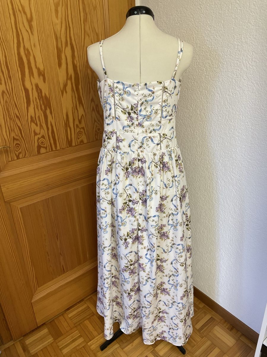 Vestiti: Sommerliches Maxikleid mit Blumenmuster, Grösse M – Nuovo (secondo la descrizione) da Dittingen venduto da nje_9nlt 3