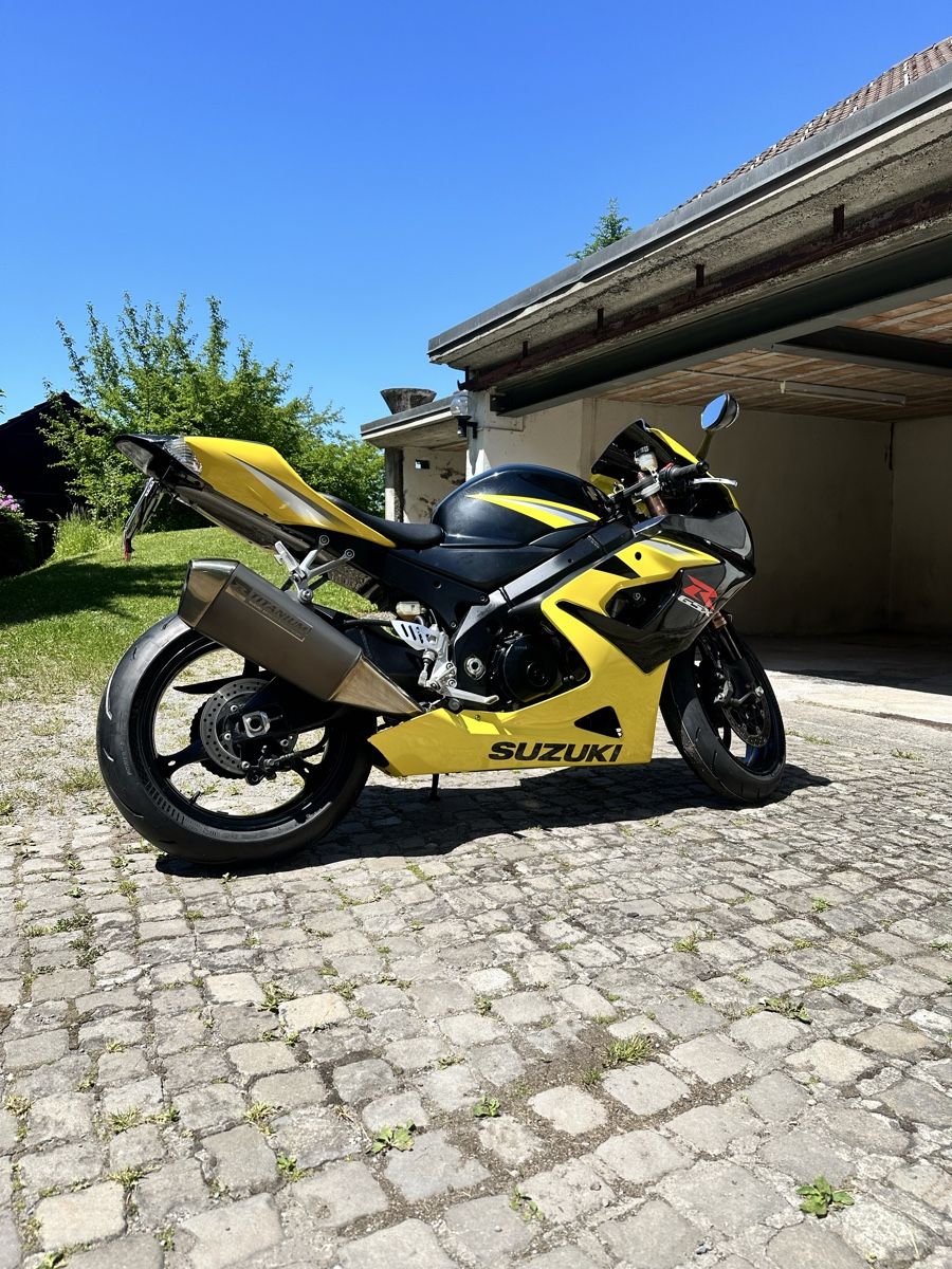 Suzuki Route: Suzuki GSX-R 1000 K5 ab MFK (Juni 26) und Service – D'occasion à Hirzel par Thenoah78 5