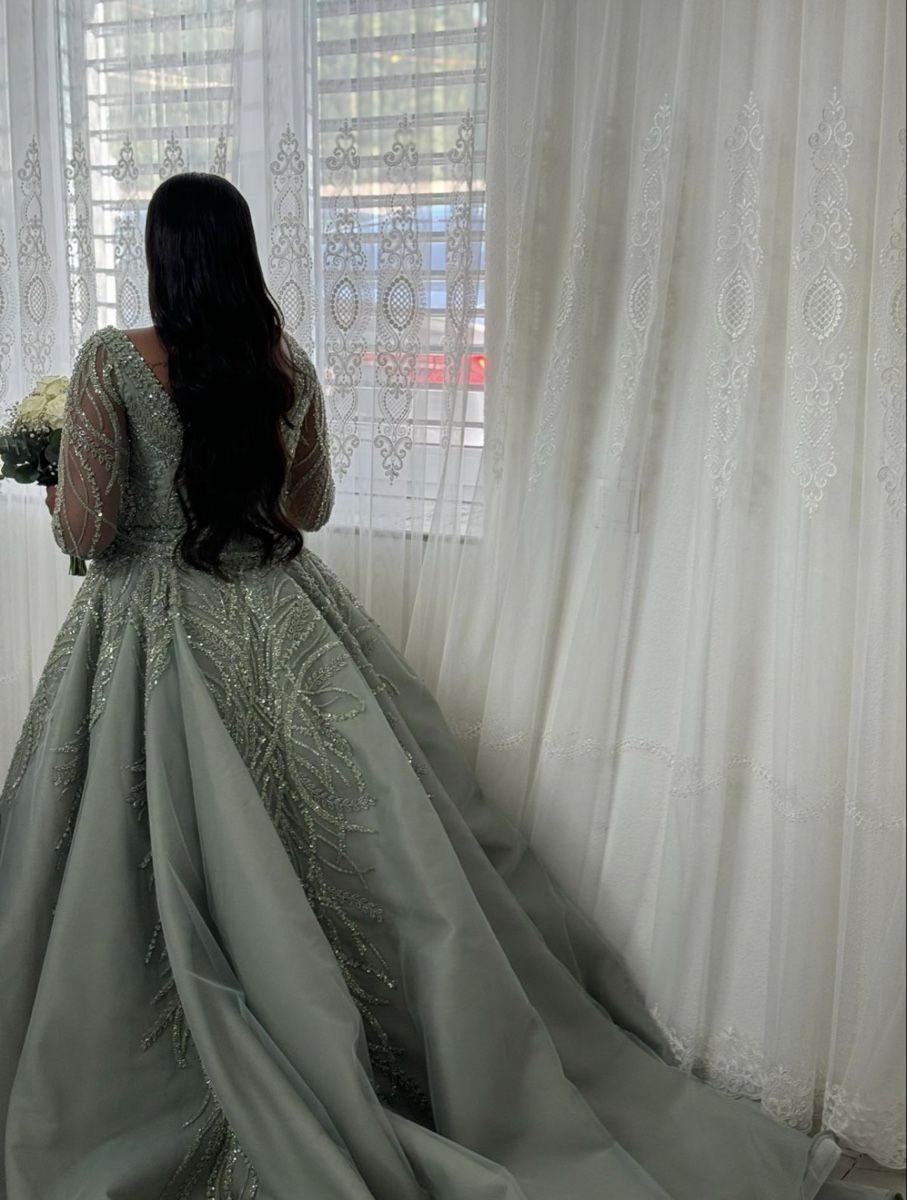 Kleider: Robe de Fiançailles – Gebraucht aus Donneloye von kos_v8br 1
