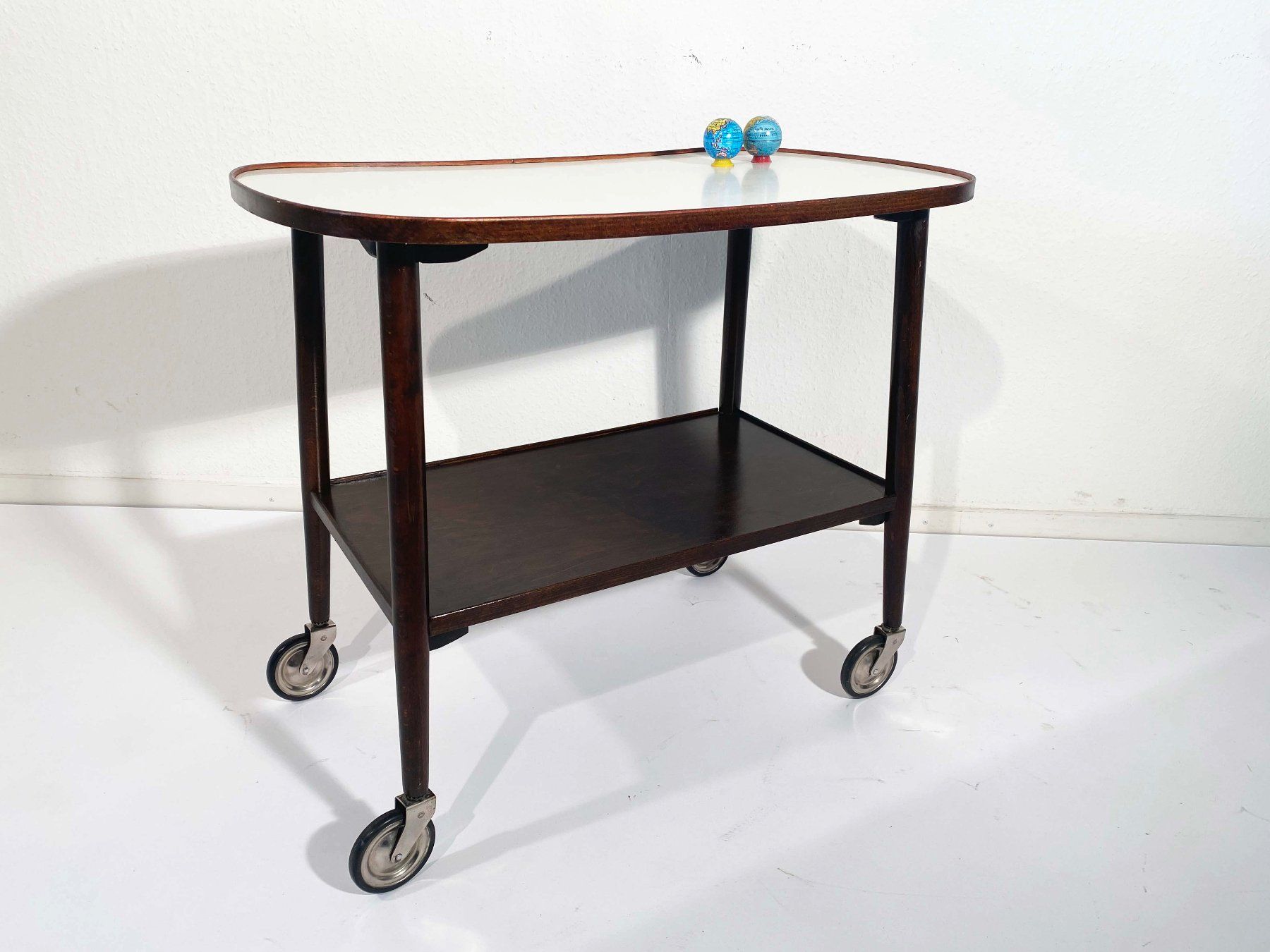 Carrelli di servizio: Midcentury Servierrolly – Usato da Beringen venduto da Kultgut 3