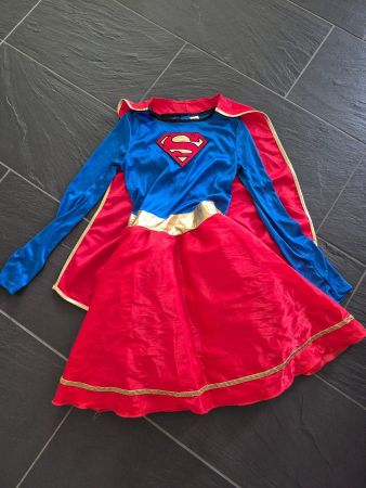 Supergirl-Kostüm
