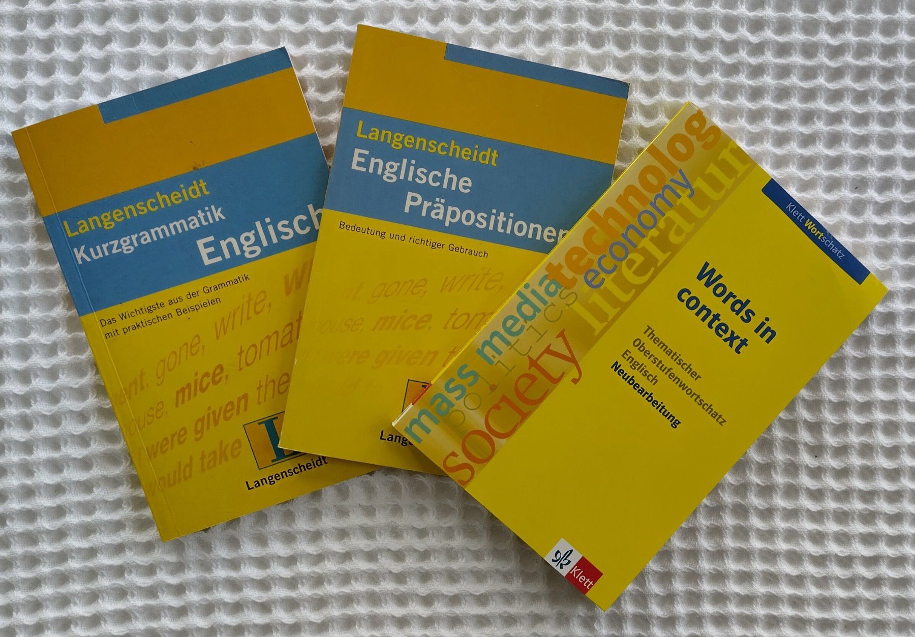 Libri: 4 x Grammatik, Wortschatz, Beispielsätze Englisch – Usato da Zürich venduto da Mokile 2