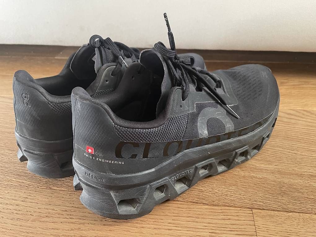 Herrenschuhe: On Cloudtec Grösse 44 – Gebraucht aus Muttenz von Style_2000 2