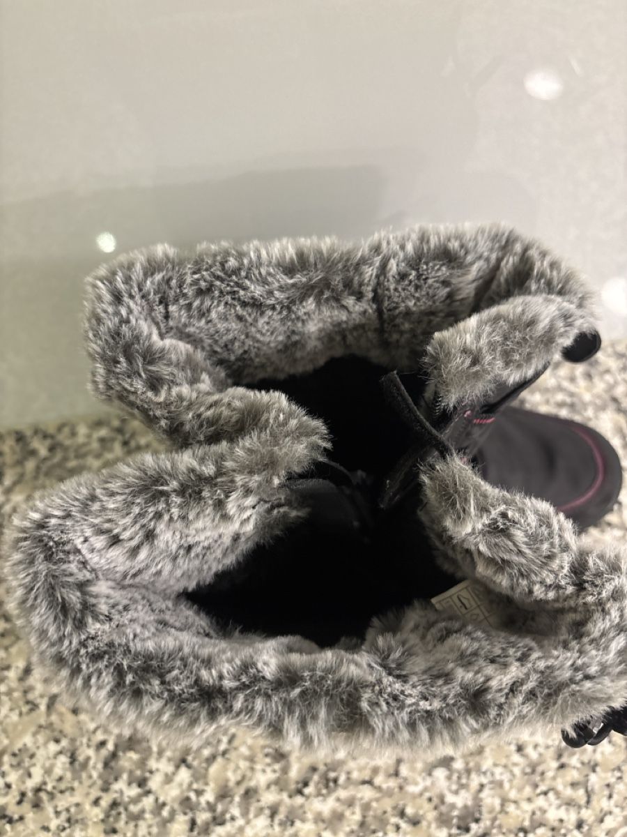 Dosenbach Scarpe per ragazze: Warme Winterstiefel Grösse 35 Schwarz – Usato da rheineck venduto da Neshi06 5