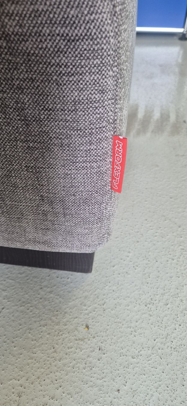Flexform Sgabelli: ANTONIO CITTERIO  ottoman Flexform – Usato da Meilen venduto da COSTA_ABC 3
