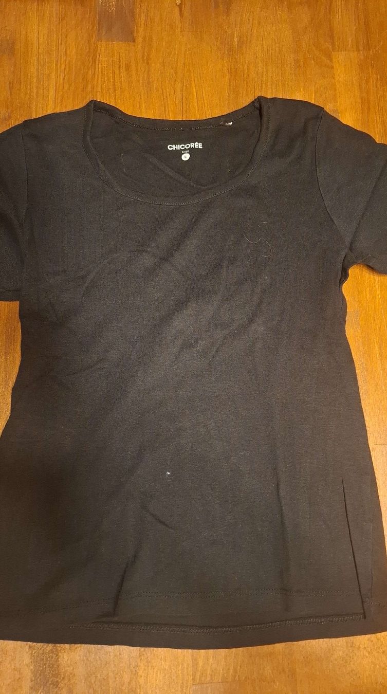 T-shirt: Schwarzes Basic T-Shirt von Chicorée, Grösse L – Usato da Kyburg-Buchegg venduto da Maria.G
