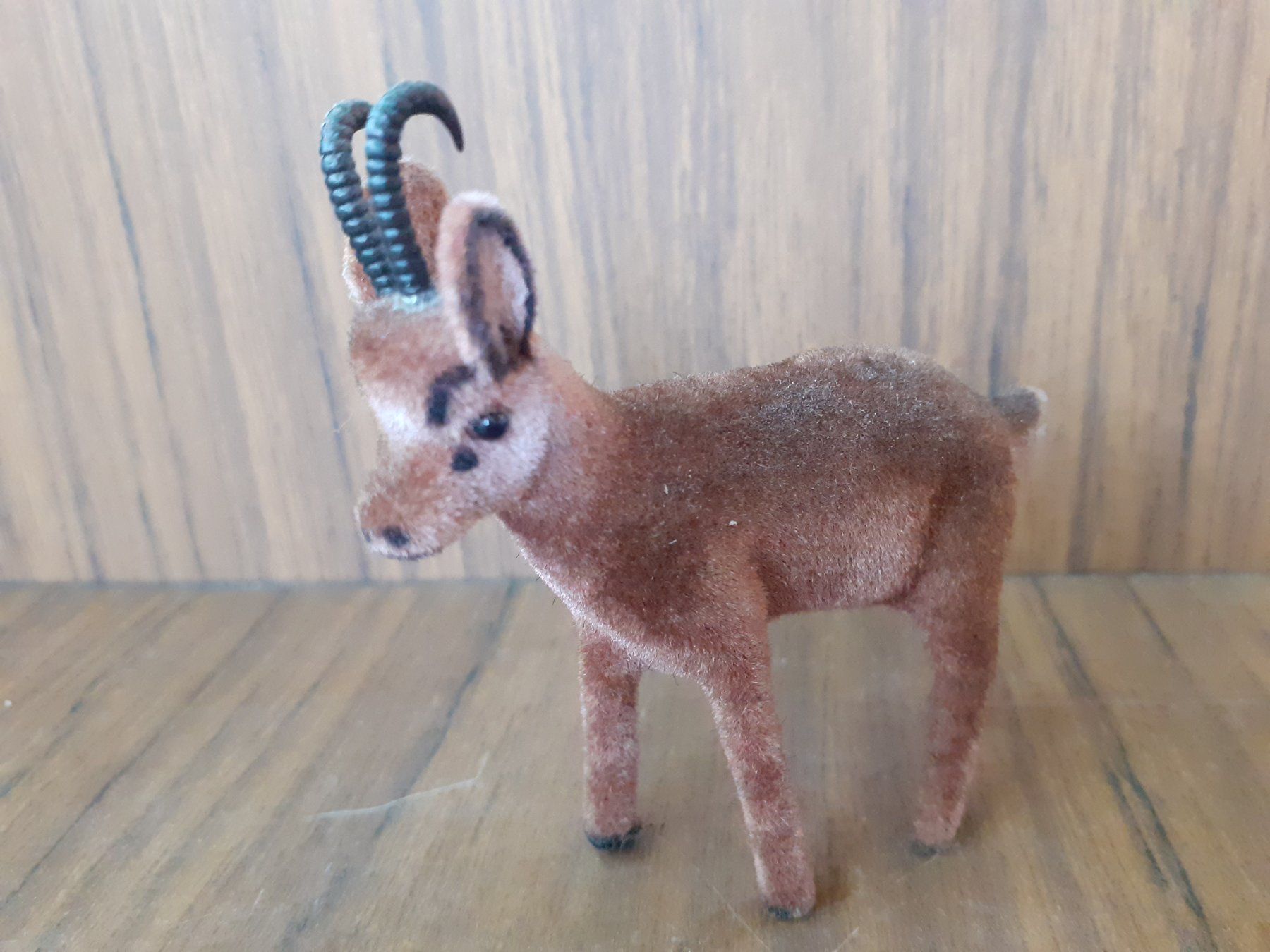 Statuette: Tierfigur Gemse 1950er – Usato da Mörschwil venduto da antiksalon 5