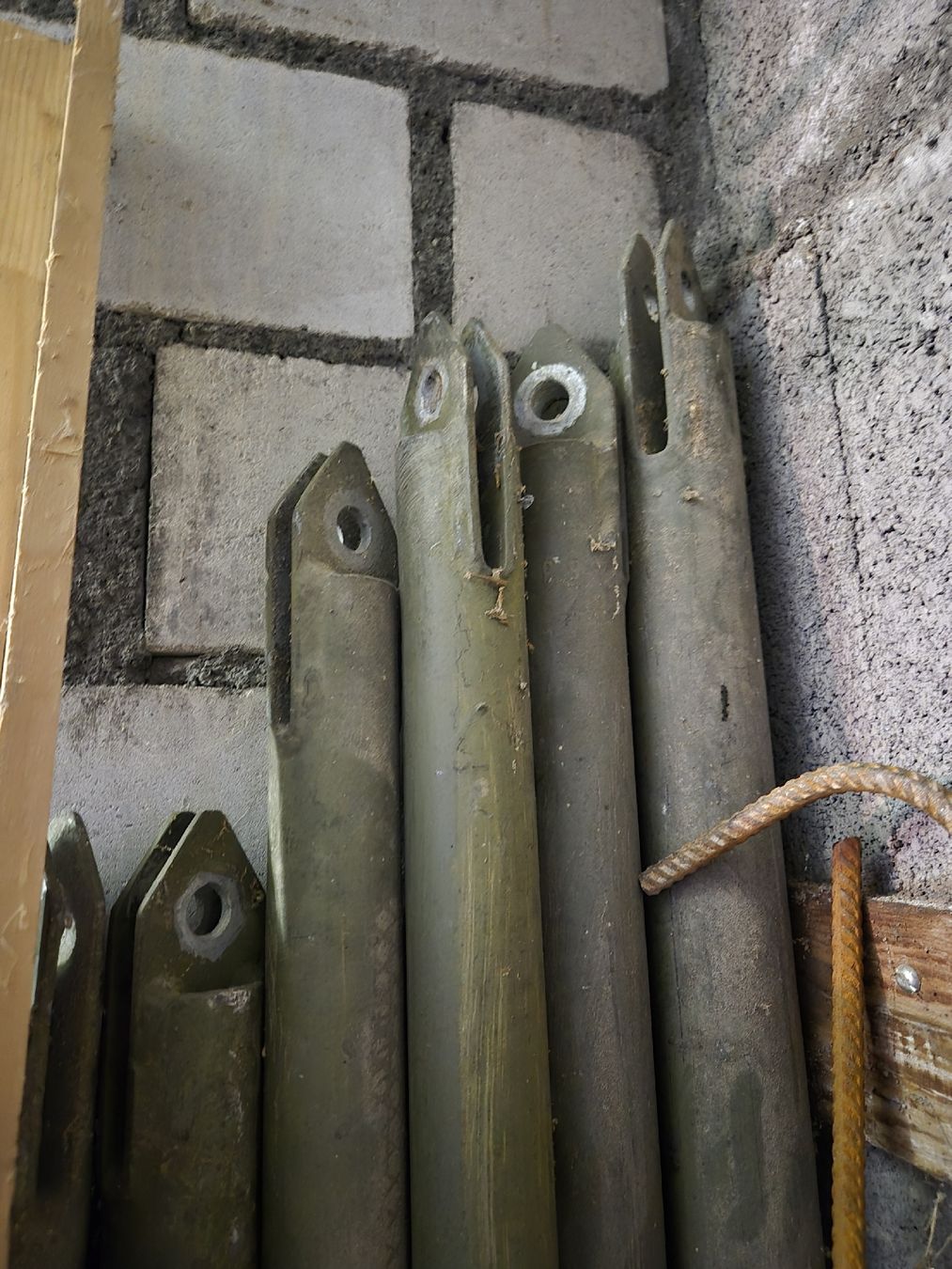 Ponteggi: Stahl-Gerüststreben – Usato da Maladers venduto da giu_5xvm 1