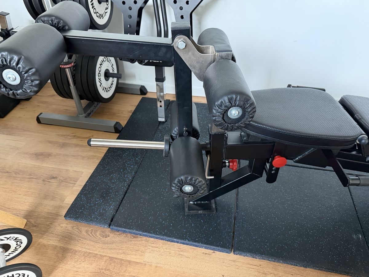ATX Hometrainer: ATX Barbarian Line Bench mit 3 Attachments – Usato da Weesen venduto da AmdenLodgeOliEschler 3