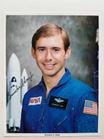 Weltraum OU Brewster Shaw NASA OriginalPorträt 8*10 signiert