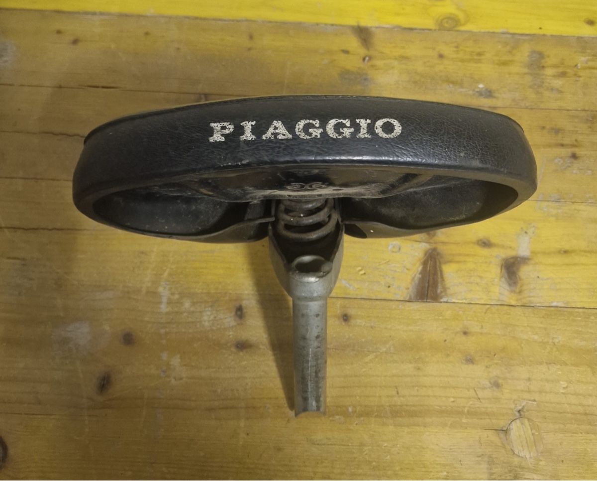 Piaggio Ciclomotori: Sattel Piaggio Bravo – Usato da Ennetbürgen venduto da Samsam0811